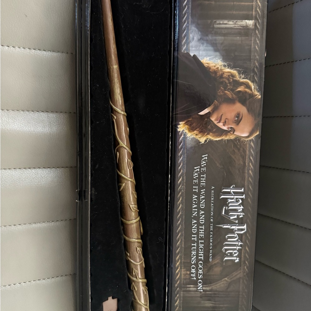 Harry Potter Light-Up Wand